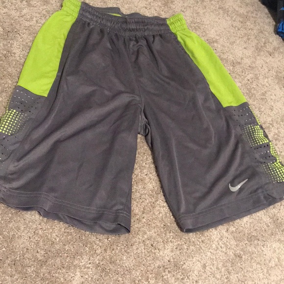 Nike Other - Nike men’s basketball shorts